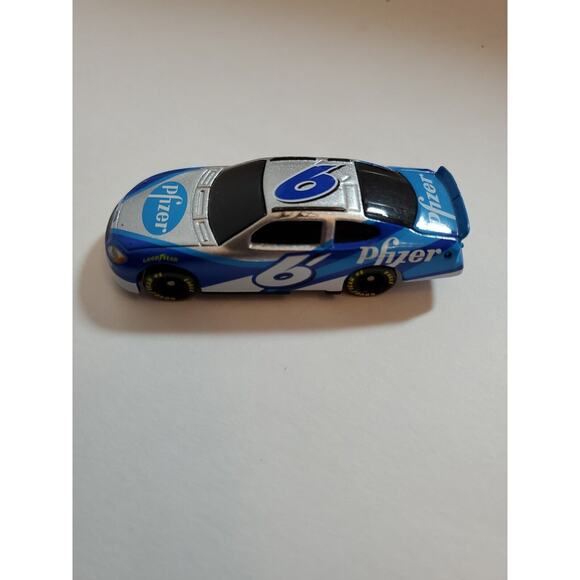 PFIZER #6 Team Blue Caliber Die Cast Car 2000 1:64 Racing Toy Y2K Collectible - Picture 4 of 8